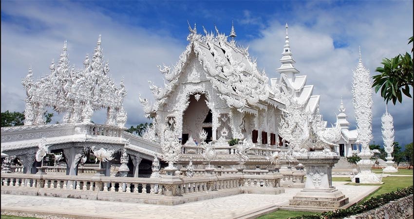 سفر به چیانگ رای و دیدن معبد سفید