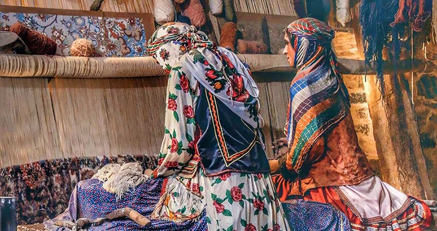 فرهنگ بومی و آداب و رسوم اصفهان