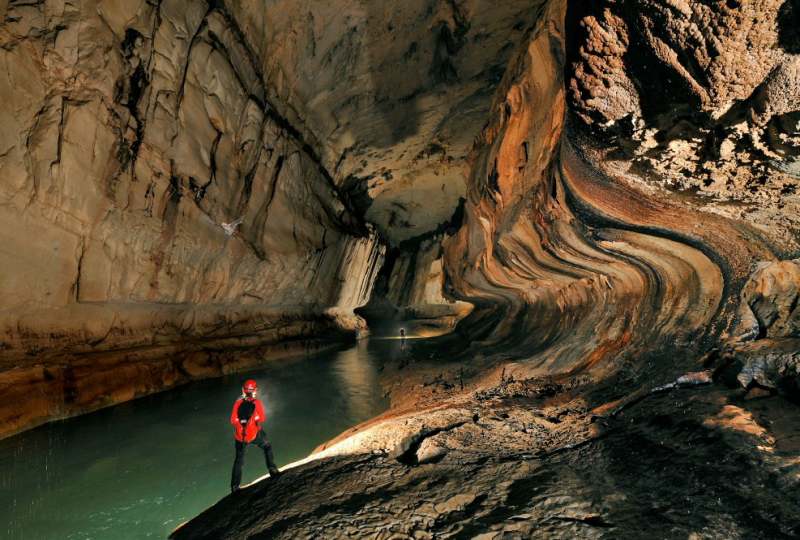 غارهای مولو (Mulu)