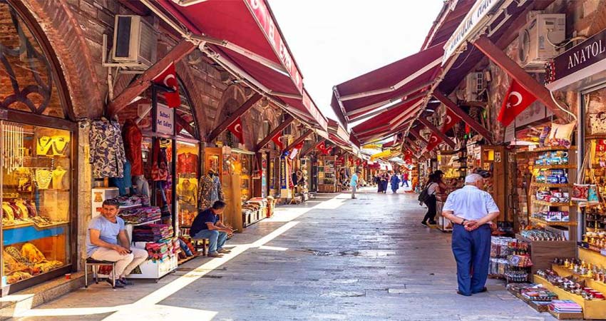 عوامل موثر بر قیمت لباس در ترکیه نسبت به ایران